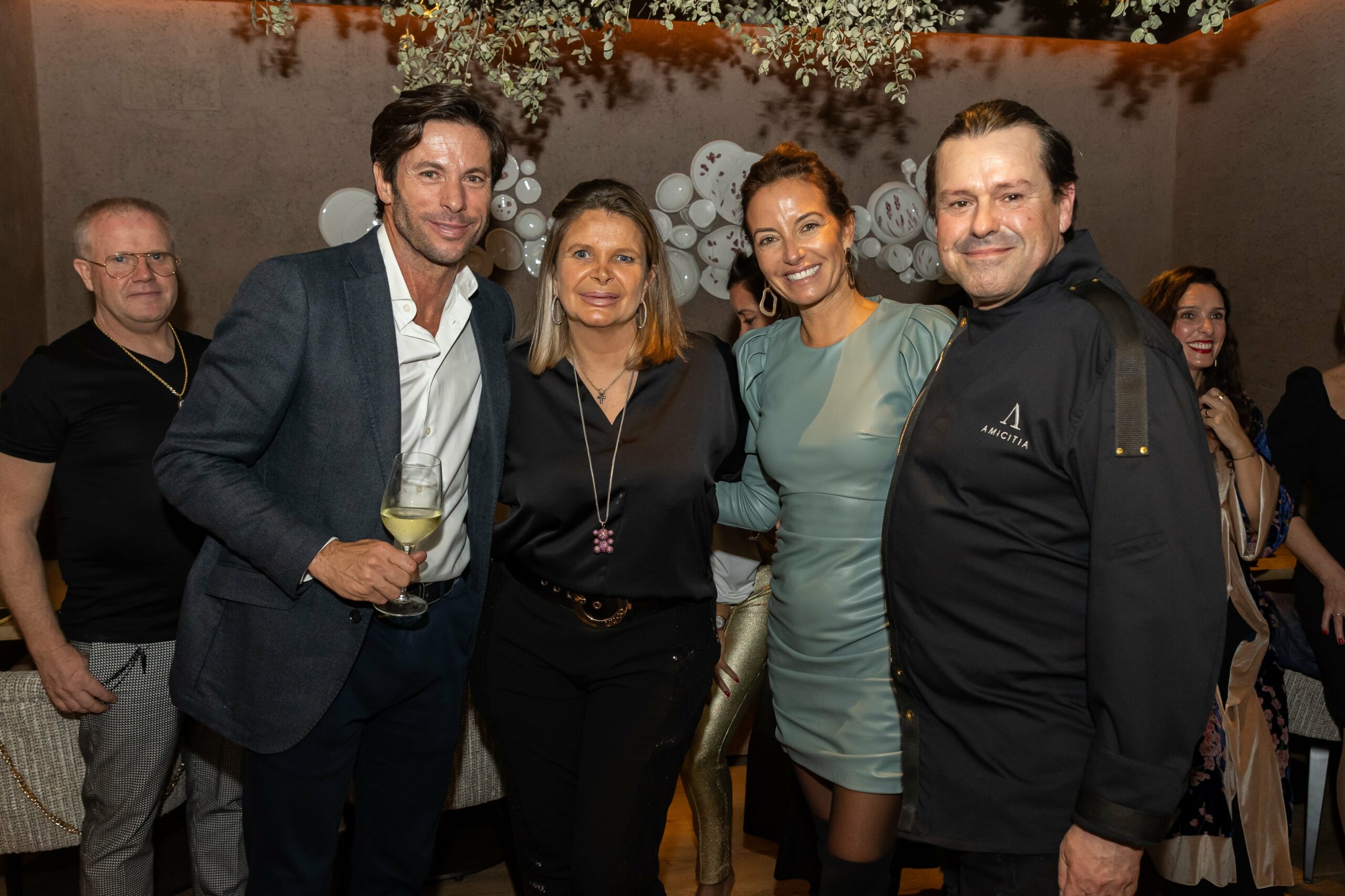 Canales Rivera, Dolors Vilalta y Albert Jubany en la inauguración del restaurante Amicitia de Madrid.